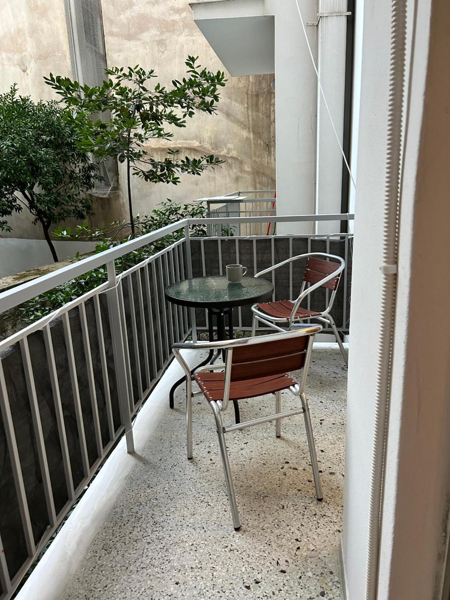 Evrou 21A Metropolitan Suite Athens Exterior photo