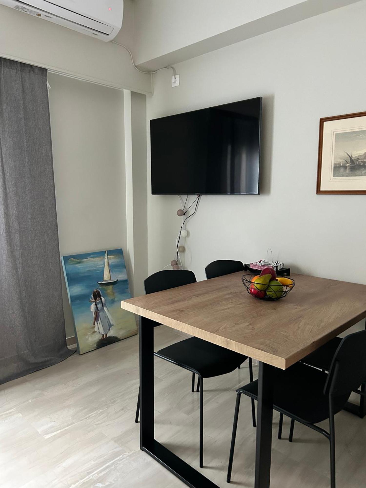 Evrou 21A Metropolitan Suite Athens Exterior photo